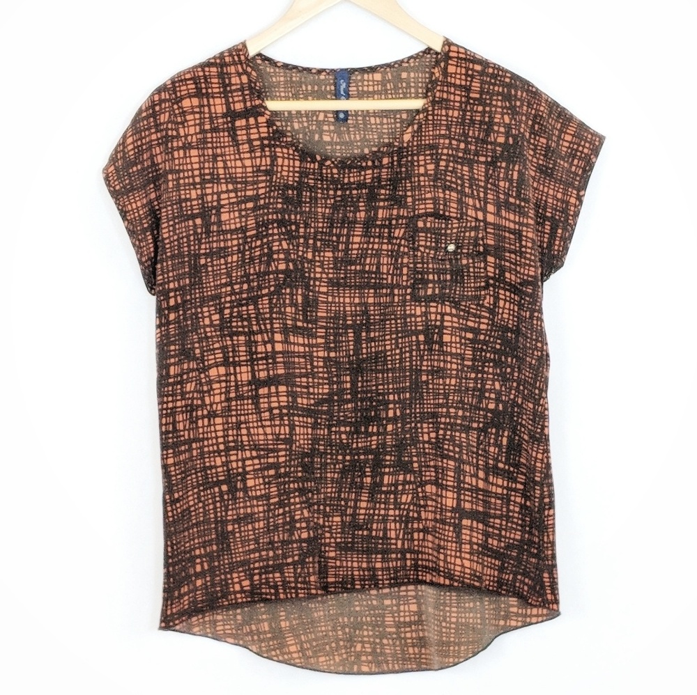 Final Touch Women's Short Sleeve Career Top - S
